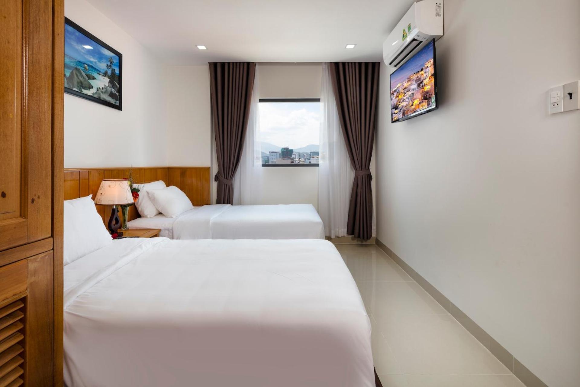 Royal Hotel Nha Trang Exterior photo